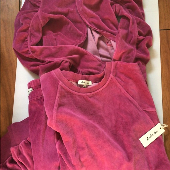 NEW! Another love 3 piece set! 💕💕💕 - Picture 2 of 16